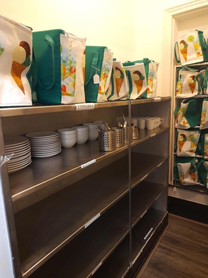 Ozi Inn Backpackers - Perth - 외부 사진