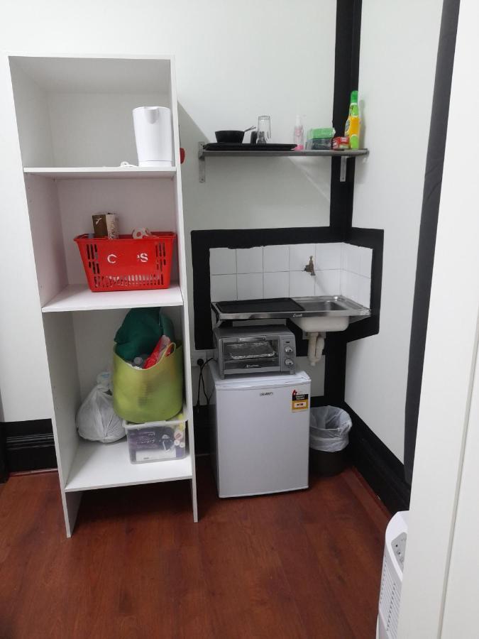 Ozi Inn Backpackers - Perth - 외부 사진